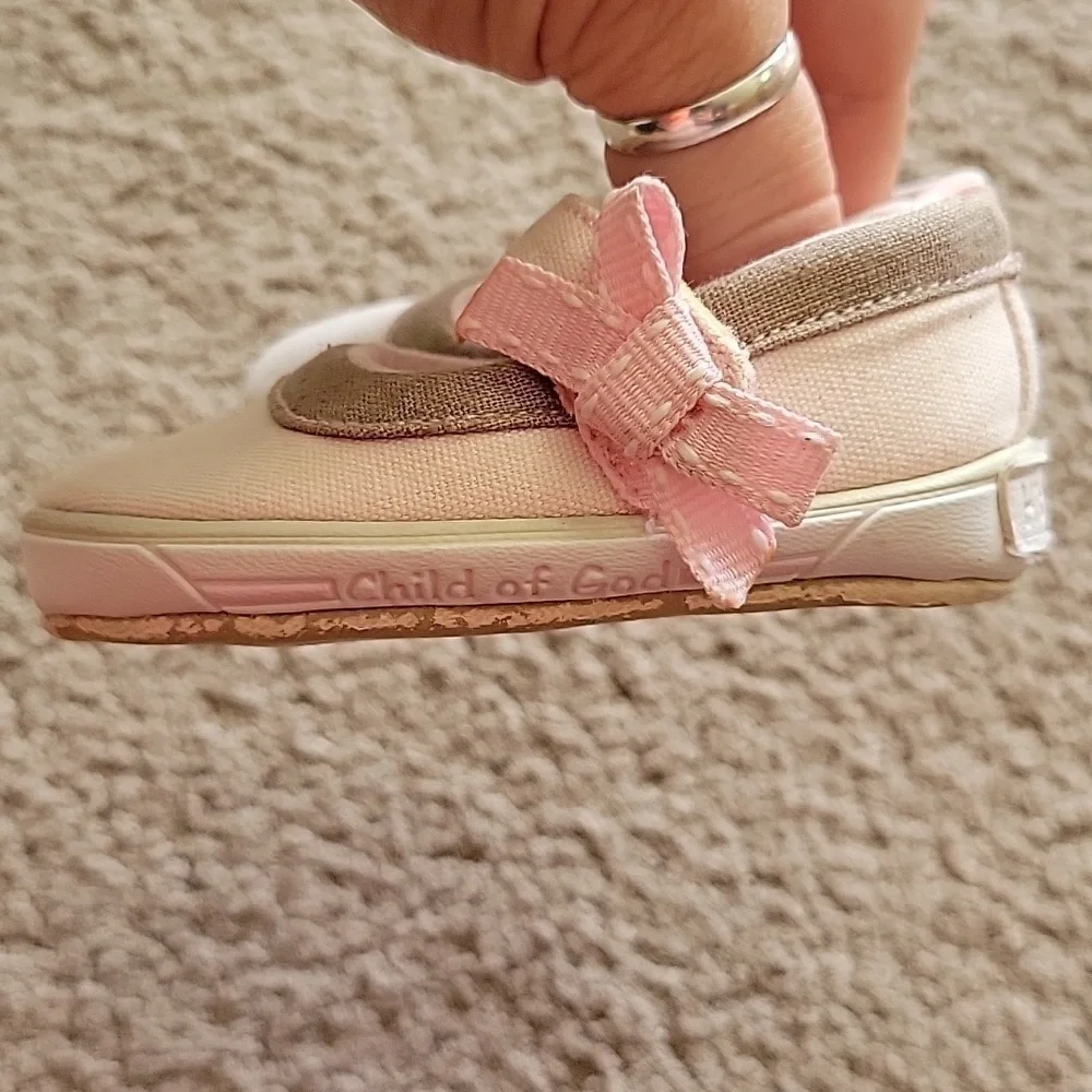 Baby Girl’s Shoes